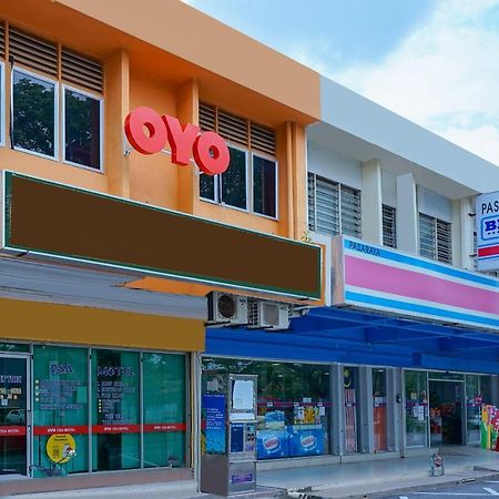 Oyo 89850 Mutiara Motel クア エクステリア 写真